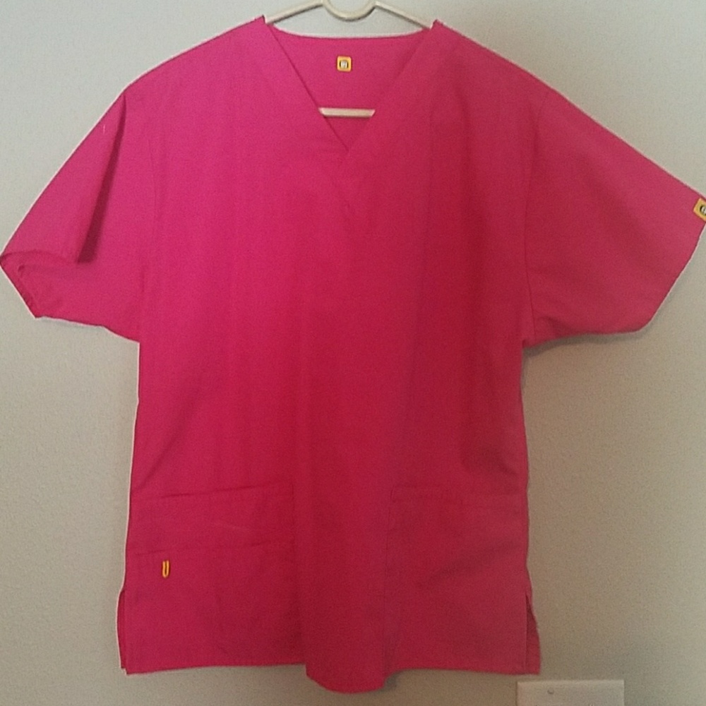 Scrub top